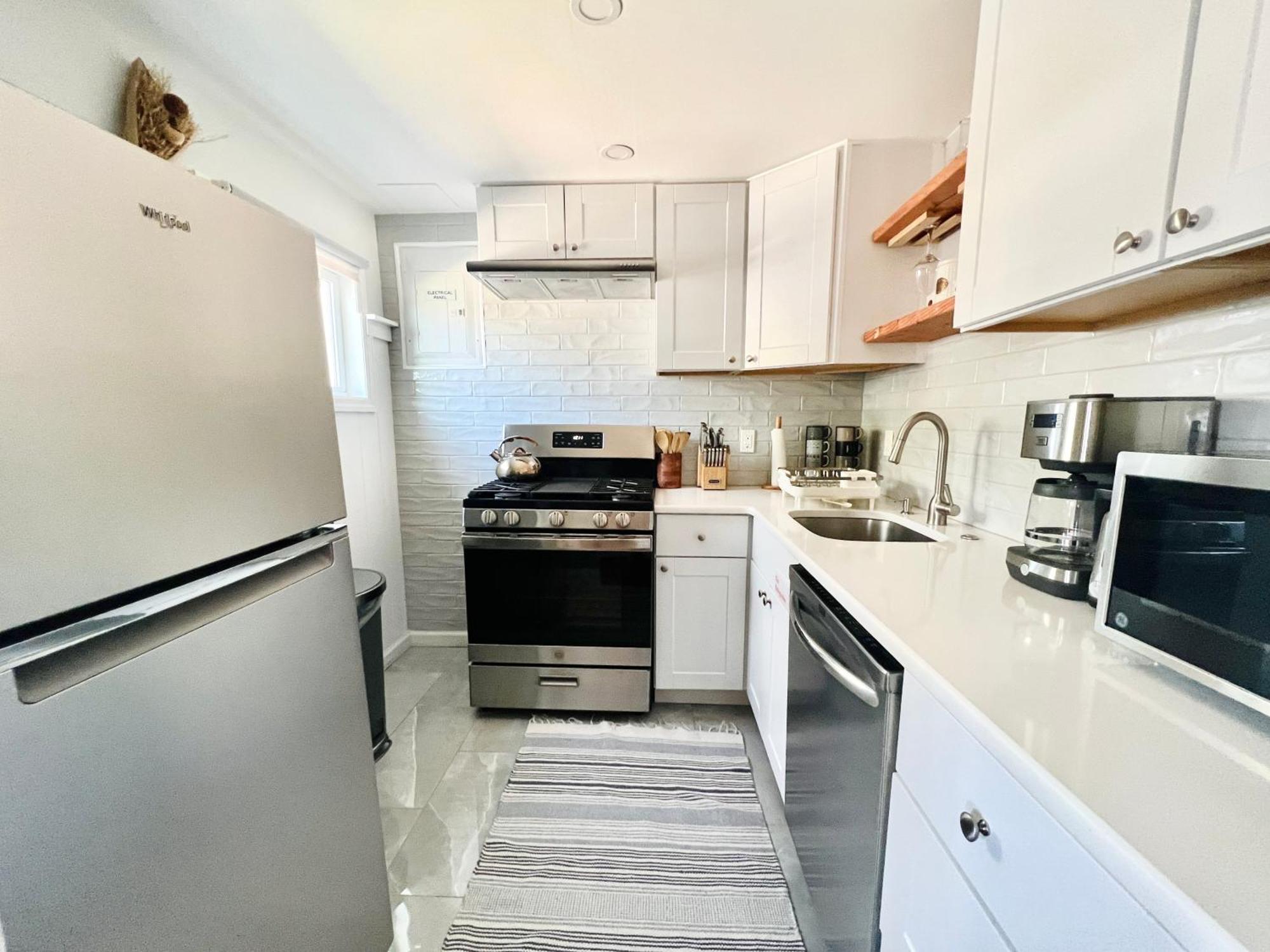 Ultra Modern - Entire 3 Bedroom Apartment - 5 Min Walk To The Beach Wildwood Kültér fotó